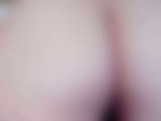 IriisFeitan's Live Sex Cam Show