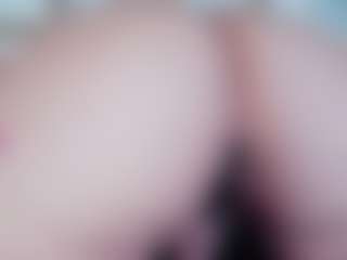 IriisFeitan's Live Sex Cam Show
