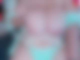IriisFeitan's Live Sex Cam Show