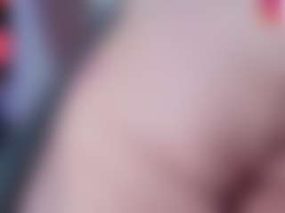IriisFeitan's Live Sex Cam Show