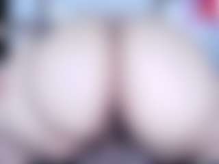 IriisFeitan's Live Sex Cam Show
