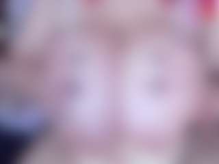 IriisFeitan's Live Sex Cam Show