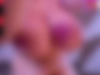 IriisFeitan's Live Sex Cam Show