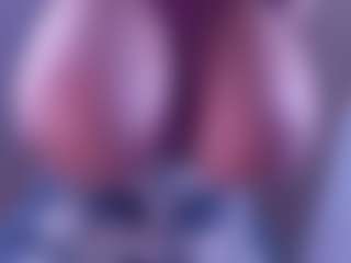 IriisFeitan's Live Sex Cam Show