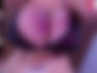 IriisFeitan's Live Sex Cam Show