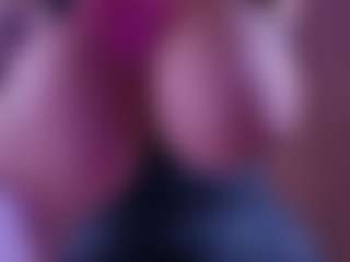 Live cam show with IriisFeitan - Big Tits on https://playwithruby.com
