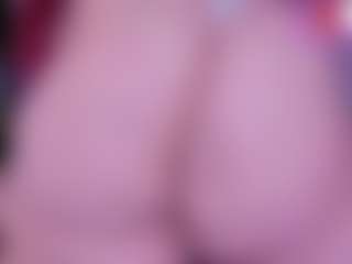 IriisFeitan's Live Sex Cam Show