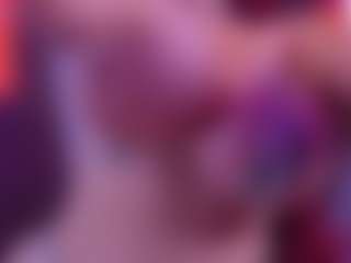 IriisFeitan's Live Sex Cam Show