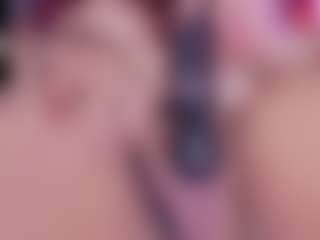 IriisFeitan's Live Sex Cam Show