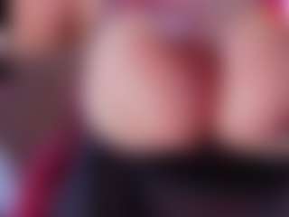 IriisFeitan's Live Sex Cam Show