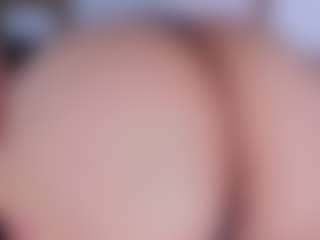 IriisFeitan's Live Sex Cam Show