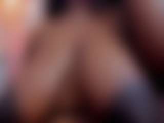 Live cam show with neffertiryebonny - Tittyfuck on nudelive.tv