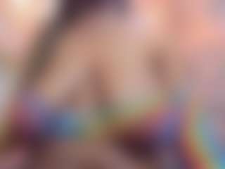 Live cam show with neffertiryebonny - Middle Aged on Mixed Magazine Live