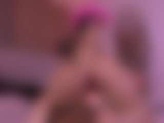 Live cam show with samantha-lw - Tiny Tits on live18s.com