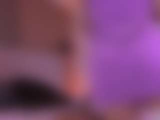 Live cam show with samantha-lw - Tiny Tits on studioflirtlive.com