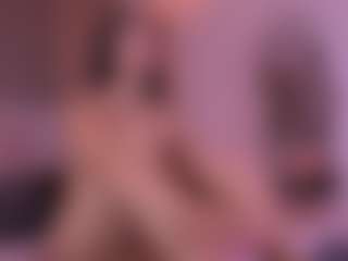 Live cam show with samantha-lw - Delicious on Fit Hotties