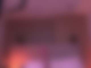 Live cam show with samantha-lw - Petite on milfzrlive.com