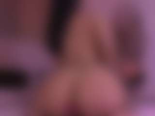 Live cam show with samantha-lw - Lovense on milfzrlive.com