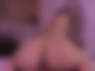 Live cam show with samantha-lw - Delicious on AdultVida.com