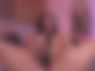 Live cam show with samantha-lw - Curvy Small Tits on livesuperchat.net