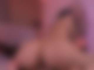 Live cam show with samantha-lw - Fingers on Camsoda Late Night