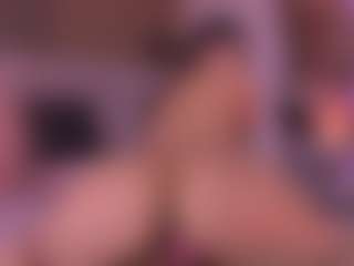 Live cam show with samantha-lw - Ahegao on Camsoda