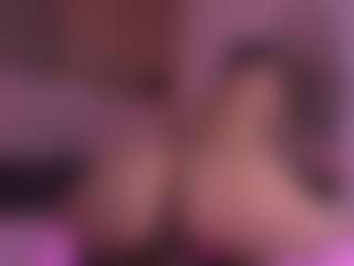 Live cam show with samantha-lw - Ahegao on Camsoda