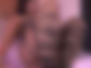 Live cam show with samantha-lw - Curvy Small Tits on CamwithHer