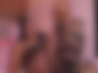 Live cam show with samantha-lw - Big Tits Small Tits on SpankPalCams