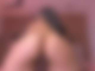 Live cam show with samantha-lw - Cute on Dare Cams