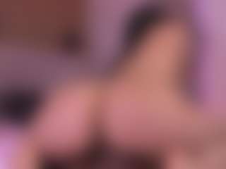 Live cam show with samantha-lw - Big Tits Small Tits on Camsoda