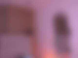 Live cam show with samantha-lw - Petite on intimatelivegirls.com