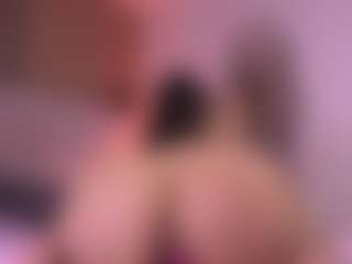 Live cam show with samantha-lw - Fingers on Camsoda