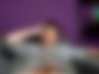 Live cam show with aaronlegend - Cub on Free Soda