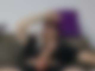 Live cam show with aaronlegend - Orgasm on https://playwithruby.com