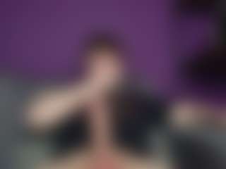aaronlegend's Live Sex Cam Show