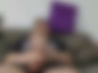 Live cam show with aaronlegend - Tease on Camsoda
