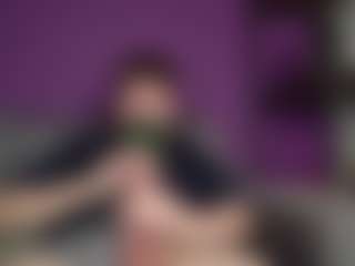 Live cam show with aaronlegend - Blue Eyes on Camsoda