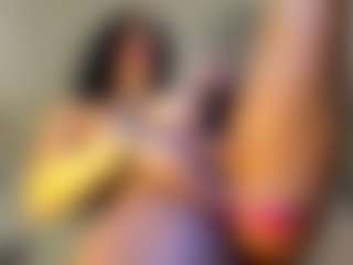 Live cam show with Cupcake-Izzy - Fetish on chickslive.net
