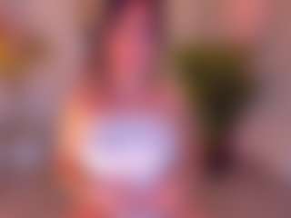 Live cam show with Cupcake-Izzy - Handjob on live18s.com