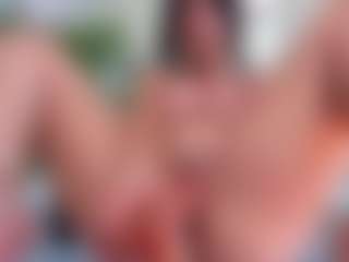 Live cam show with Cupcake-Izzy - Foot Fetish on CSO-WL