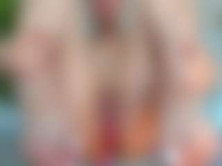 Cupcake-Izzy's Live Sex Cam Show