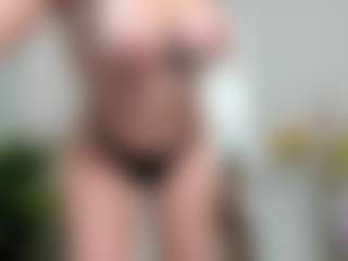 Cupcake-Izzy's Live Sex Cam Show