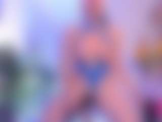 Live cam show with Cupcake-Izzy - Teen (18+) on CamClone