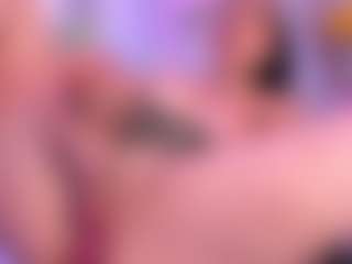 Cupcake-Izzy's Live Sex Cam Show