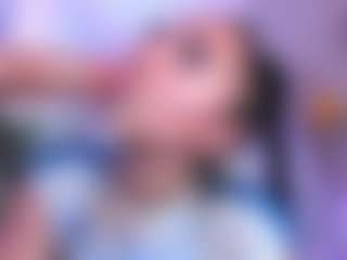 Cupcake-Izzy's Live Sex Cam Show