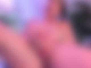 Live cam show with Cupcake-Izzy - Squirt Young Adult on Chatstar