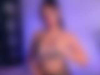 Cupcake-Izzy's Live Sex Cam Show