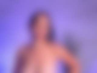 Cupcake-Izzy's Live Sex Cam Show