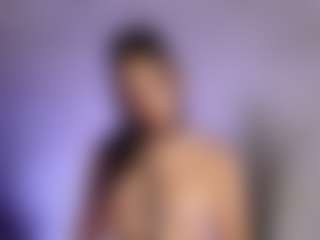 Cupcake-Izzy's Live Sex Cam Show